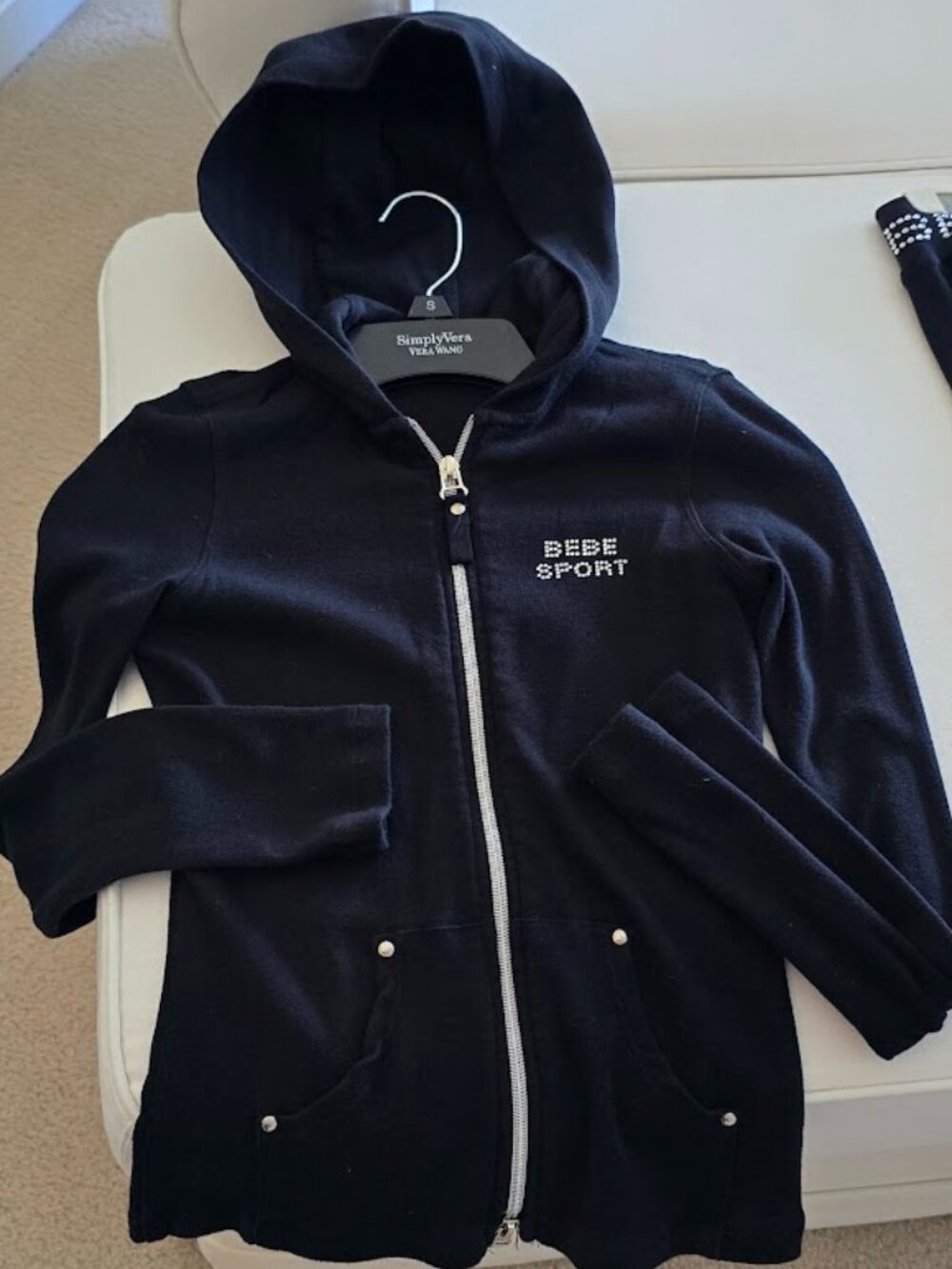 BEBE SPORT ZIP UP SWEATSHIRT HOODIE BLACK WITH CRYSTAL LOGO ON FRONT SIZE SMALL